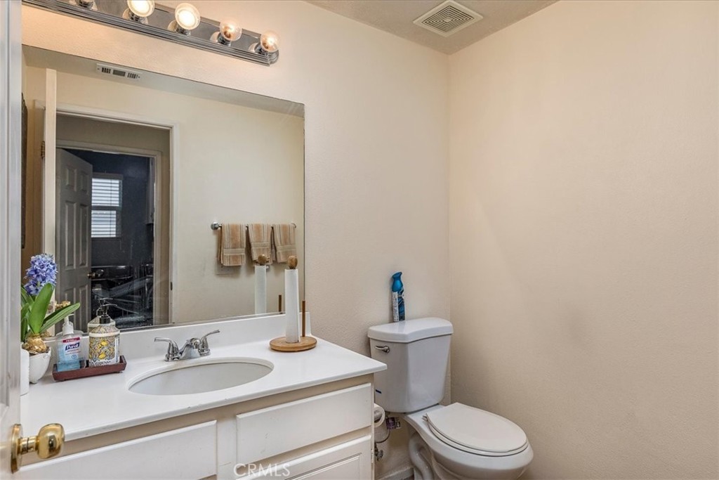 152 Alabaster Loop Perris, CA 92570 - Photo 20 of 41 Gallery Image 20