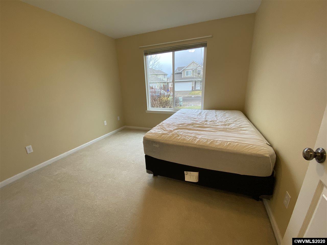 1681 Southwest Elk Circle, Unit CL Albany, OR 97321 - Photo 21 of 29 Gallery Image 21