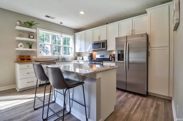 $355,000 | 9954 Monte Way, Newburgh, IN 47630