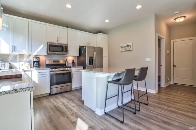 $355,000 | 9954 Monte Way, Newburgh, IN 47630