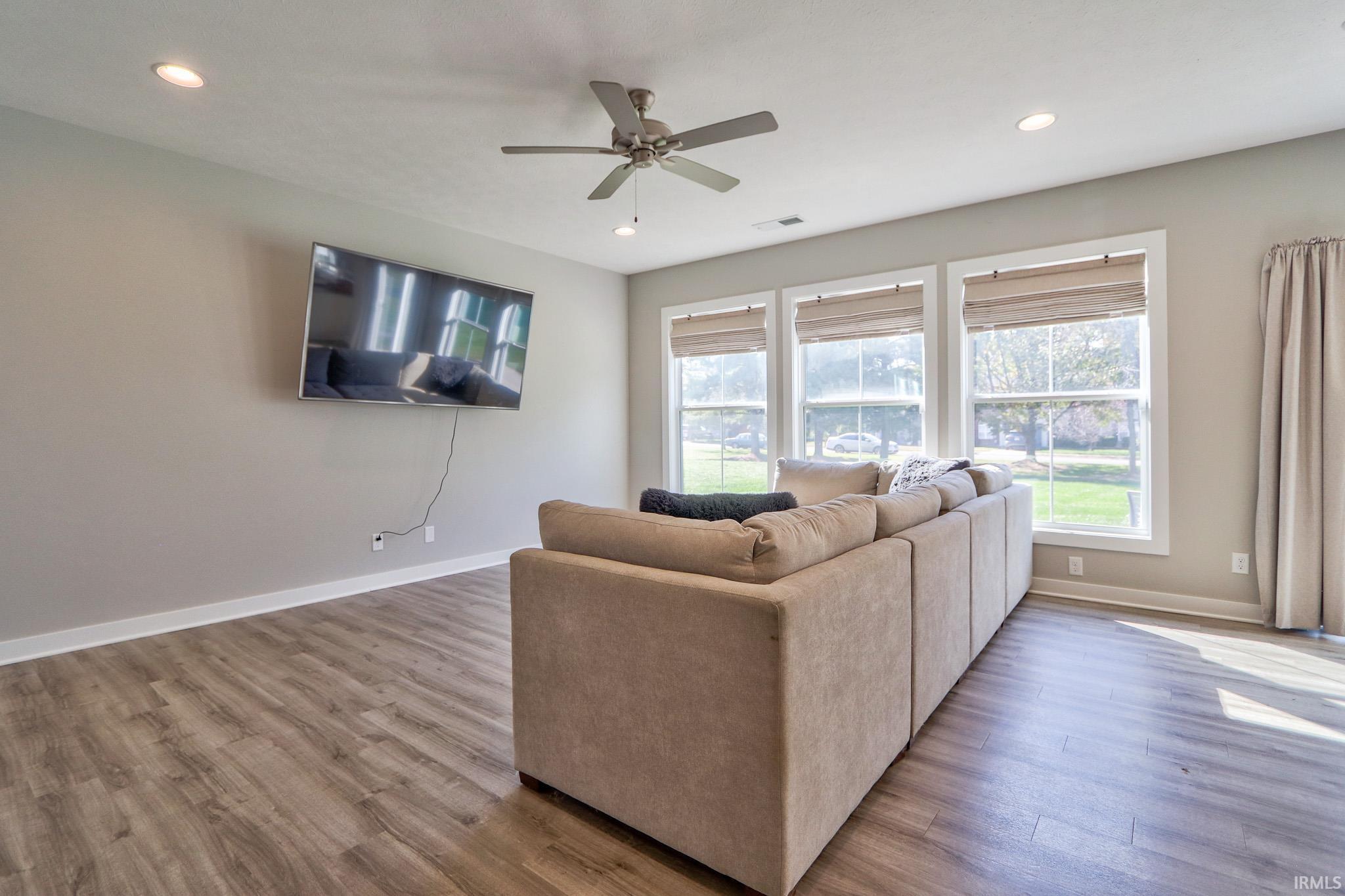 9954 Monte Way Newburgh, IN 47630 - Photo 7 of 36