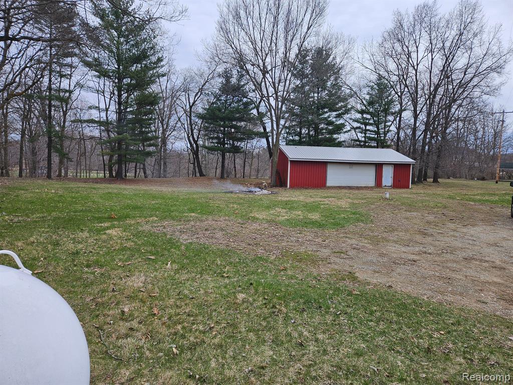 5875 Exchange Road Bancroft, MI 48414 - Photo 32 of 34