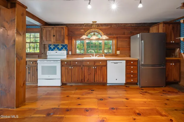 $795,000 | 7341 Fish House Road, Providence, NY 12025