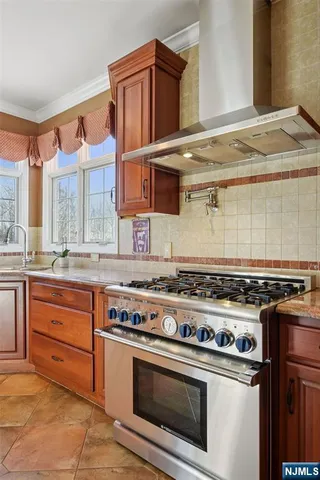 $1,475,000 | 108 Hamilton Trail, Totowa, NJ 07512