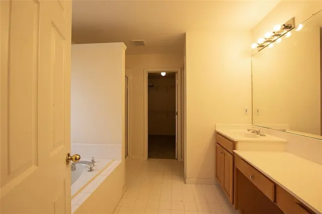 $3,700 | 12755 Morningpark Circle, Alpharetta, GA 30004