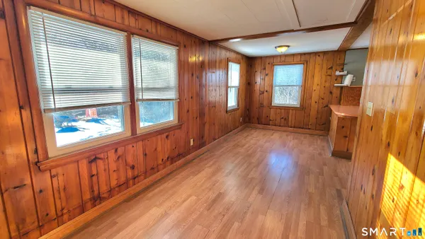 $2,000 | 32 Post Street, Waterbury, CT 06706