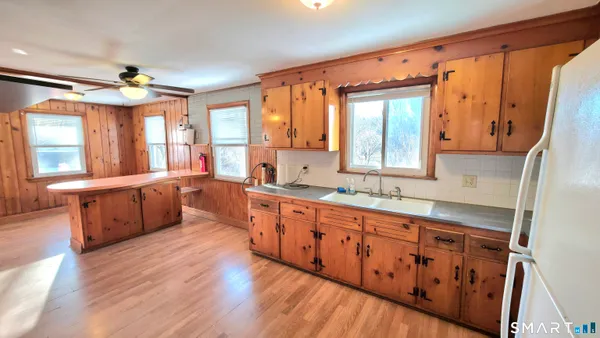 $2,000 | 32 Post Street, Waterbury, CT 06706