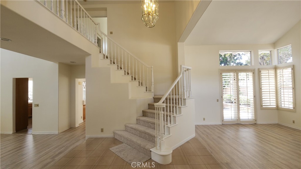 2162 Ventia Tustin, CA 92782 - Photo 13 of 40