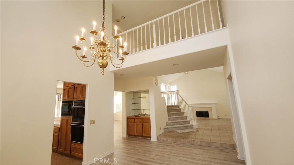 2162 Ventia Tustin, CA 92782 - Photo 22 of 40