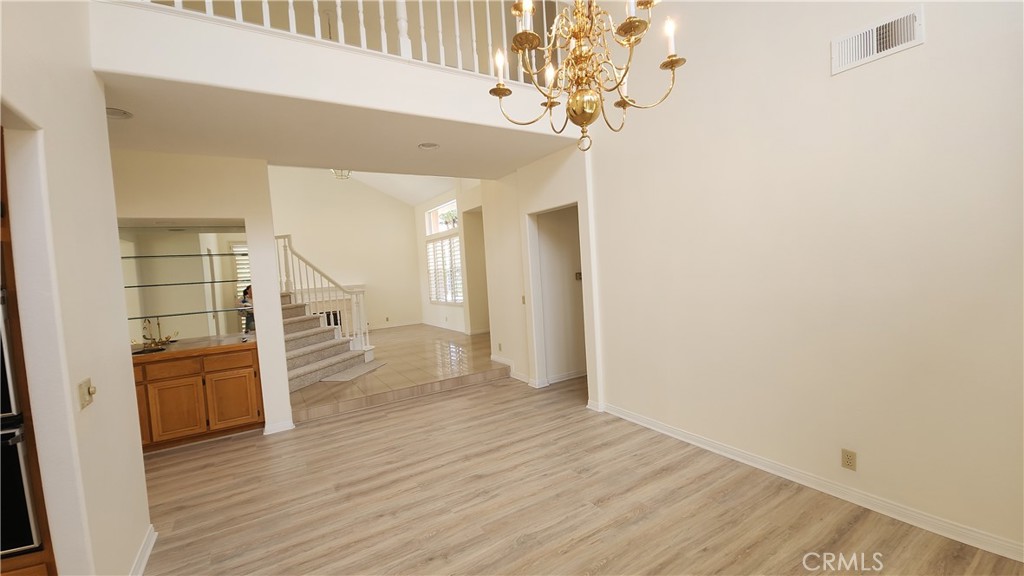 2162 Ventia Tustin, CA 92782 - Photo 23 of 40