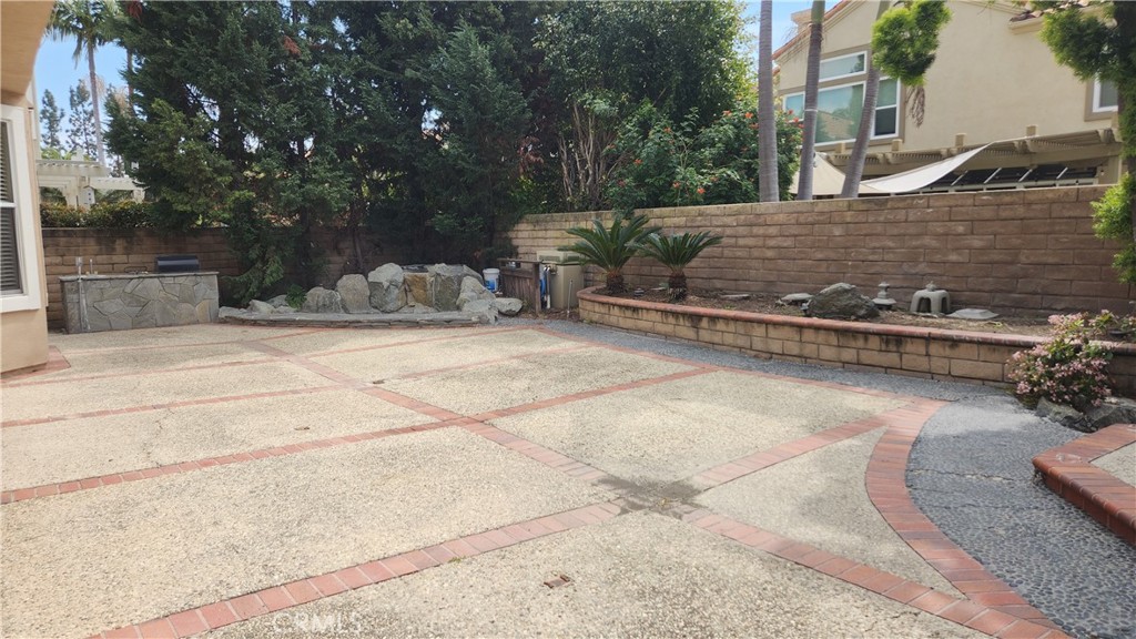 2162 Ventia Tustin, CA 92782 - Photo 39 of 40