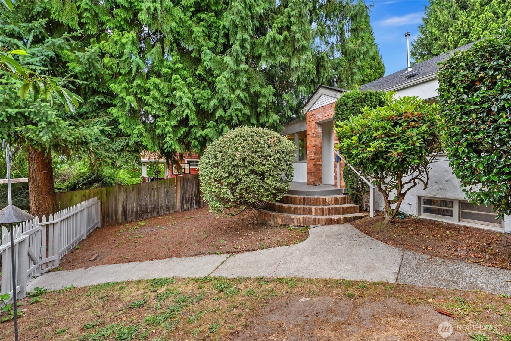 15 Fulton Street Seattle, WA 98119 - Photo 22 of 35 Gallery Image 22