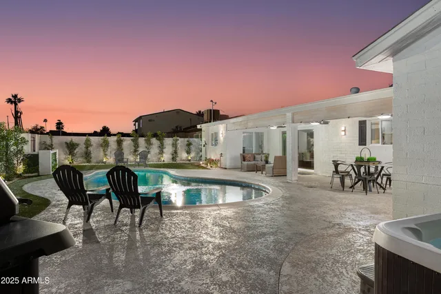 a view of a outdoor space