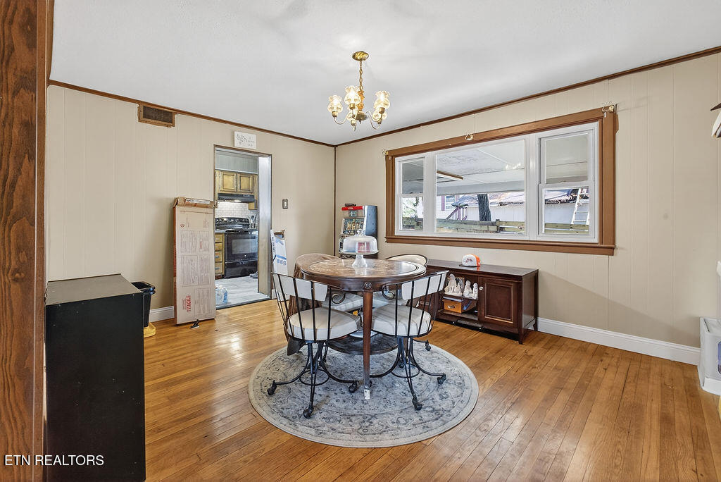 109 East Pasadena Road Oak Ridge, TN 37830 - Photo 14 of 33 Dining Room 3