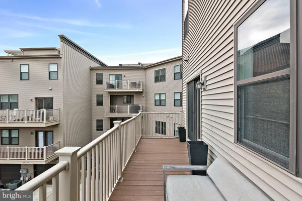 $3,495 | 44742 Tiverton Square, Ashburn, VA 20147