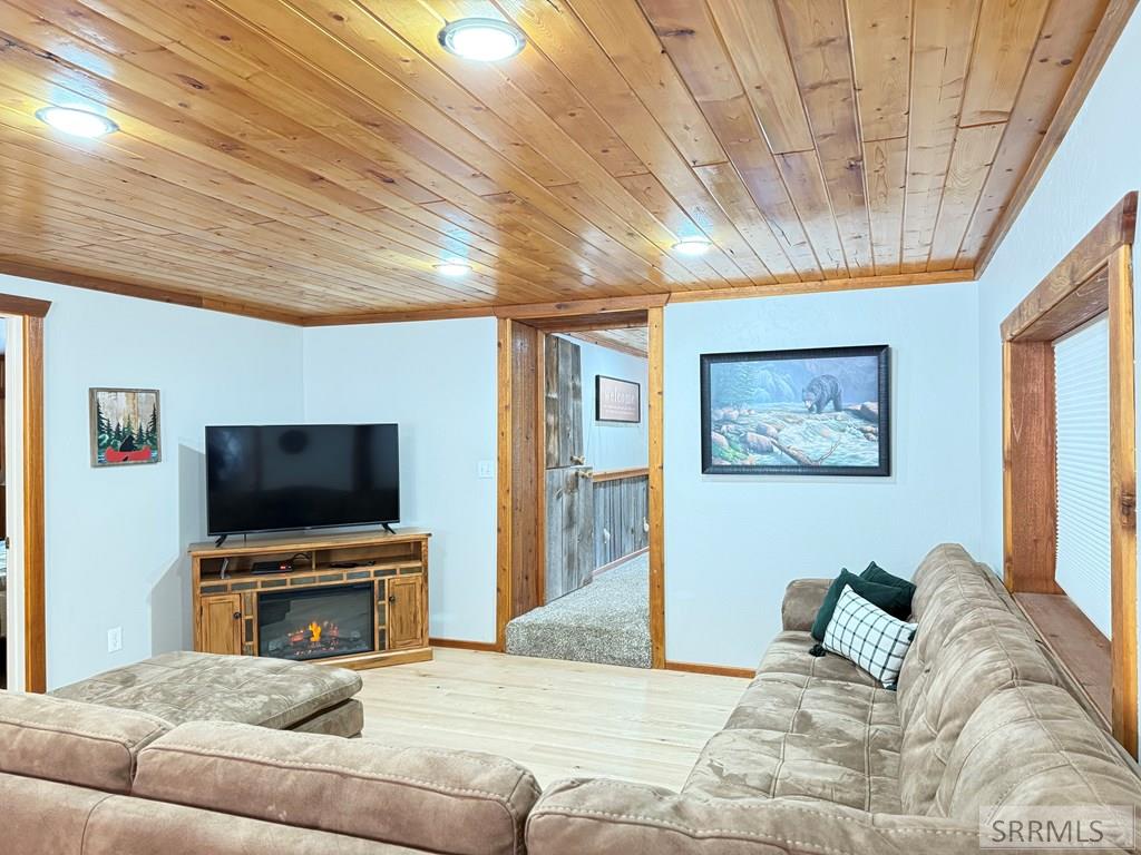 4080 Red Rock Road Island Park, ID 83429 - Photo 20 of 52