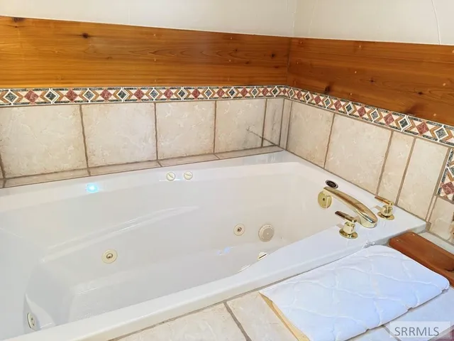 $1,150,000 | 4080 Red Rock Road, Island Park, ID 83429