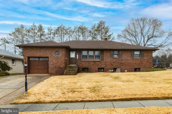 $2,700 | 2422 Parris Drive West, Wilmington, DE 19808