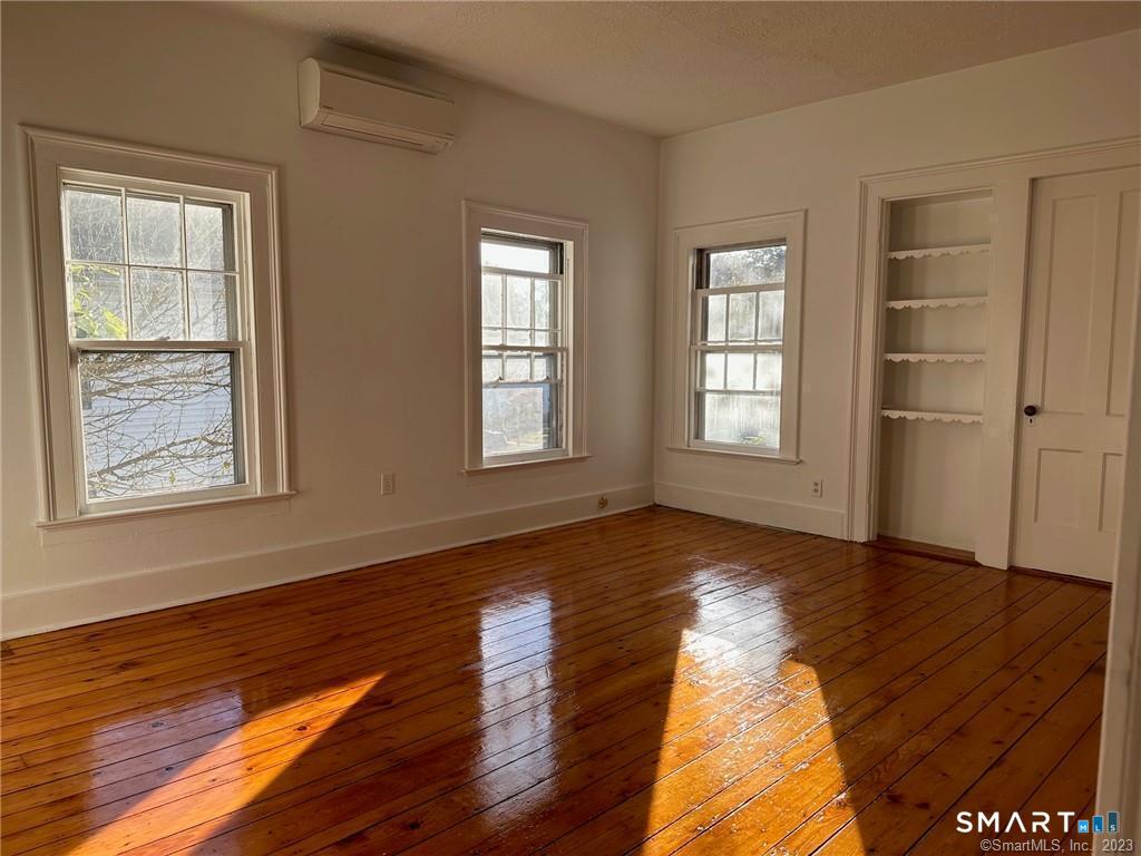 463 North Main Street, Unit 2 Wallingford, CT 06492 - Photo 3 of 17