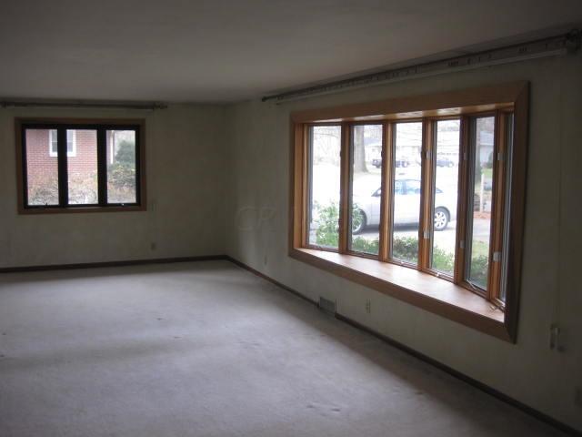 2641 Woodley Road Columbus, OH 43231 - Photo 8 of 21