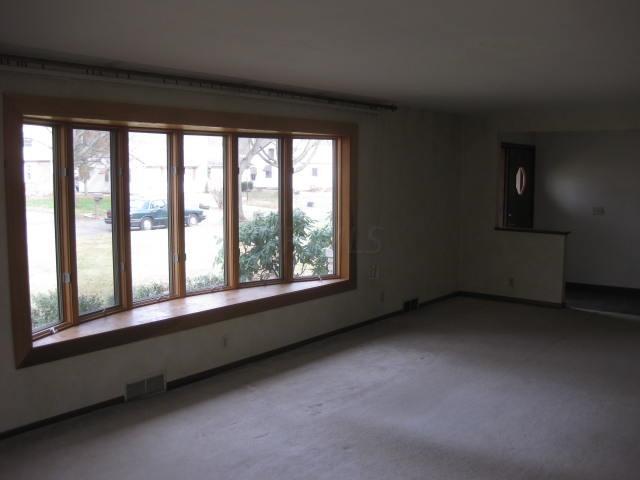 2641 Woodley Road Columbus, OH 43231 - Photo 10 of 21
