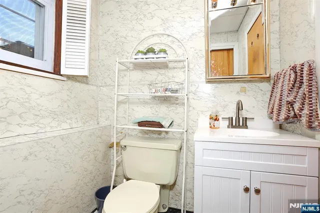 $639,000 | 40 Depew Street, Dumont, NJ 07628