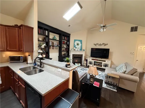 $2,000 | 502 Camellia Court, Acworth, GA 30102