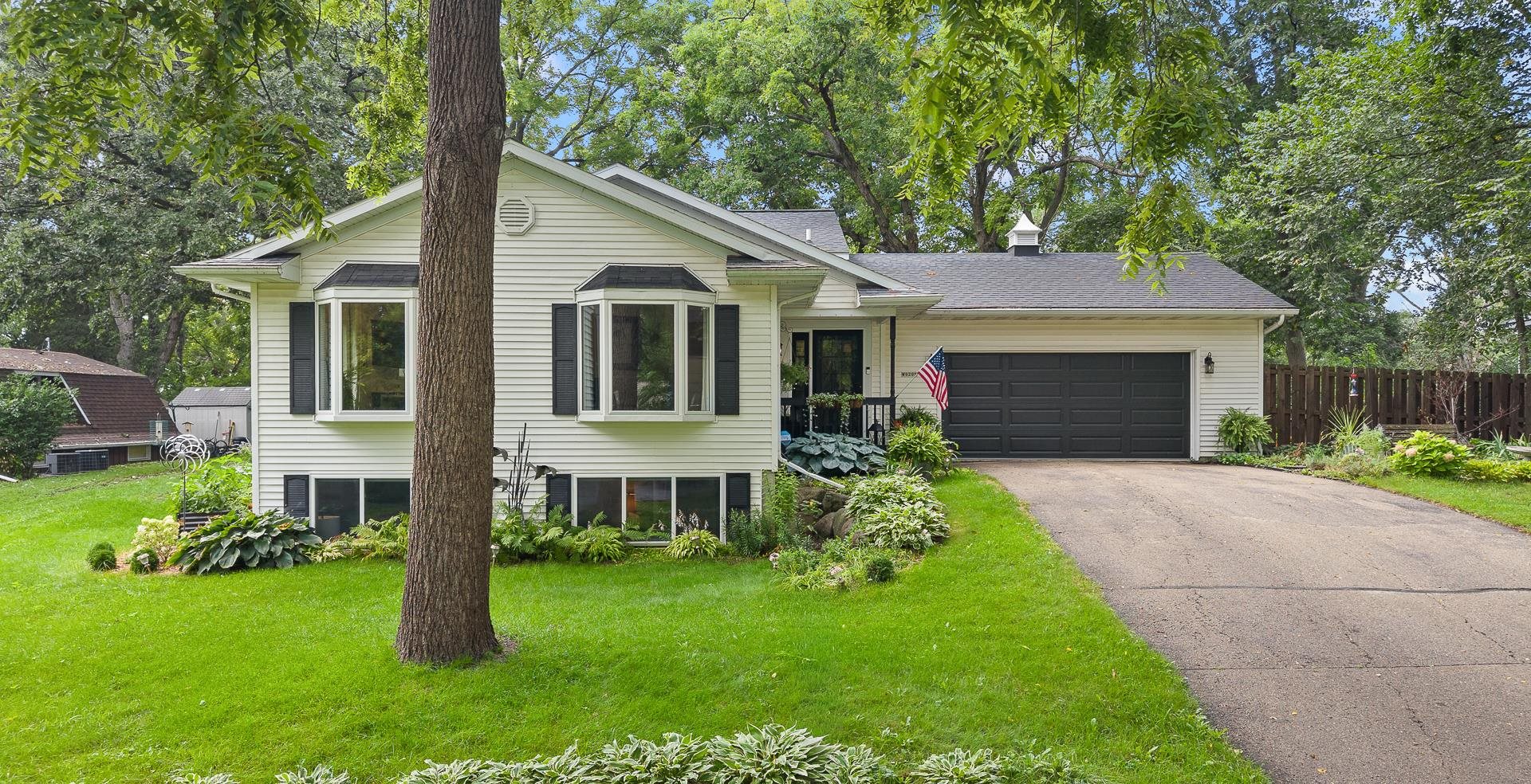 W9295 Oakland Road Cambridge, WI 53523 - Photo 78 of 85 Gallery Image 78