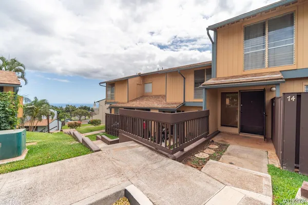 $2,400 | 92-952 Makakilo Drive, Unit 74, Kapolei, HI 96707