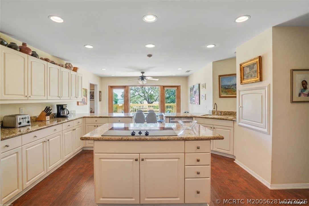 118 South Sewalls Point Road Stuart, FL 34996 - Photo 15 of 62 Gallery Image 15