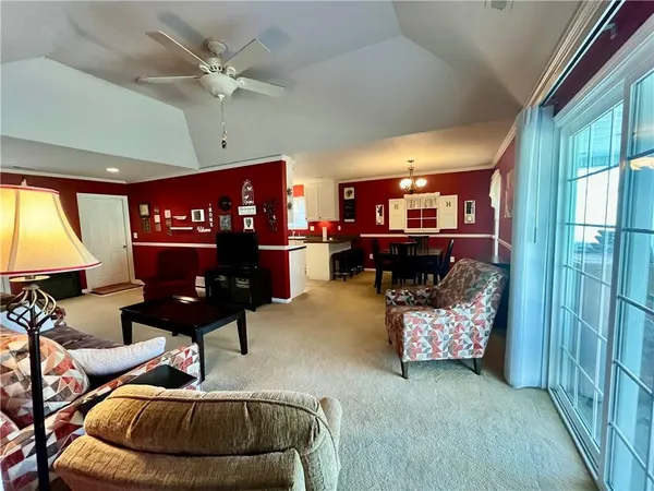 $220,000 | 1905 Cedar Street, Higginsville, MO 64037
