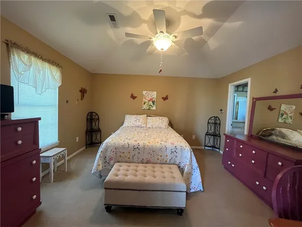 $220,000 | 1905 Cedar Street, Higginsville, MO 64037