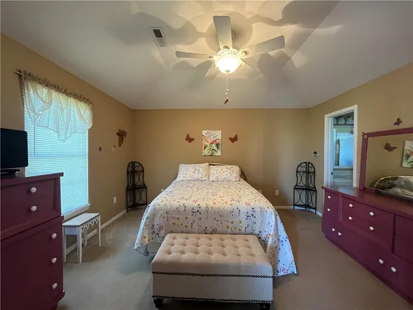 $220,000 | 1905 Cedar Street, Higginsville, MO 64037