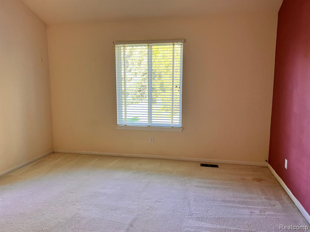 2078 West Ridge Drive, Unit 21 Davison, MI 48423 - Photo 13 of 39
