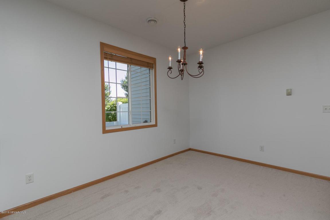 2910 Agate Place Northwest Rochester, MN 55901 - Photo 8 of 28 Gallery Image 8