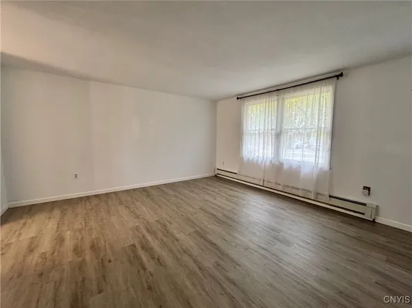 $2,200 | 3671 Gaskin Road, Clay, NY 13027