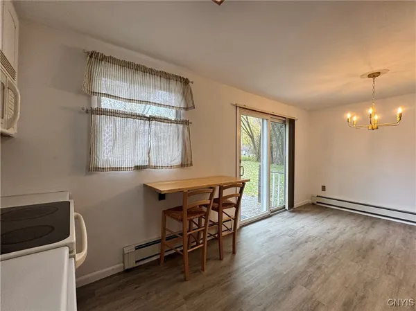 $2,200 | 3671 Gaskin Road, Clay, NY 13027