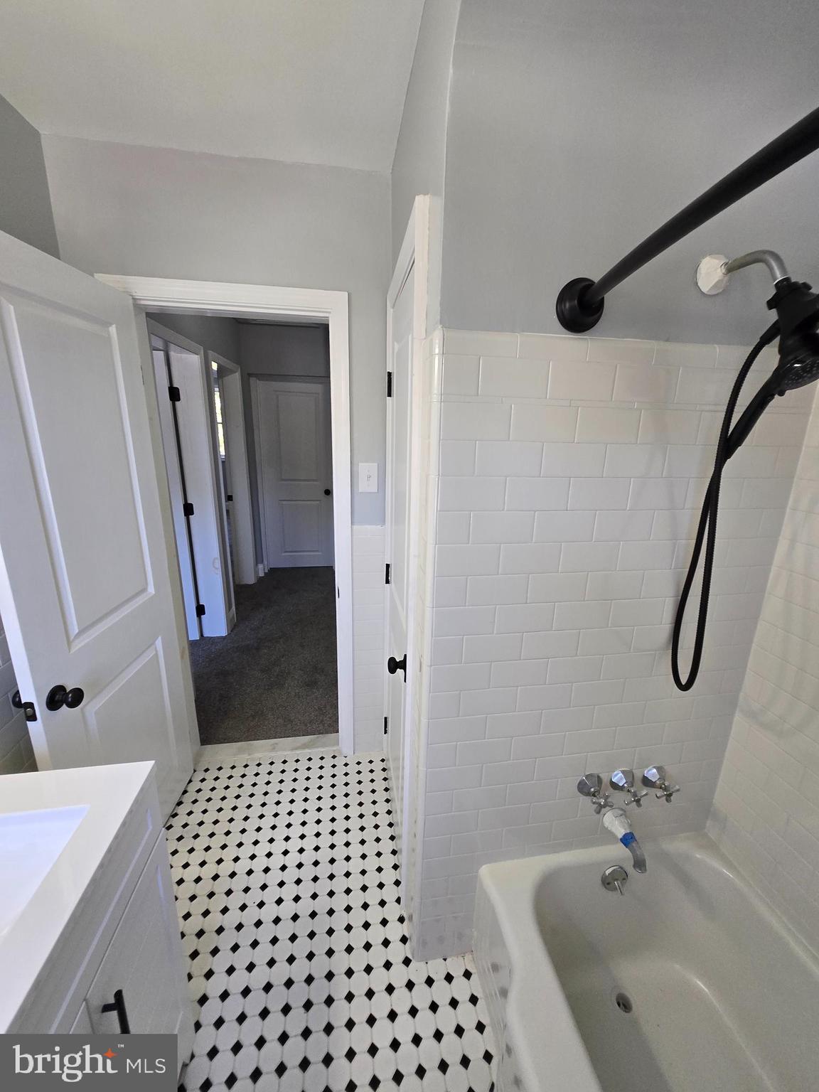 940 East 41st Street Baltimore, MD 21218 - Photo 16 of 47