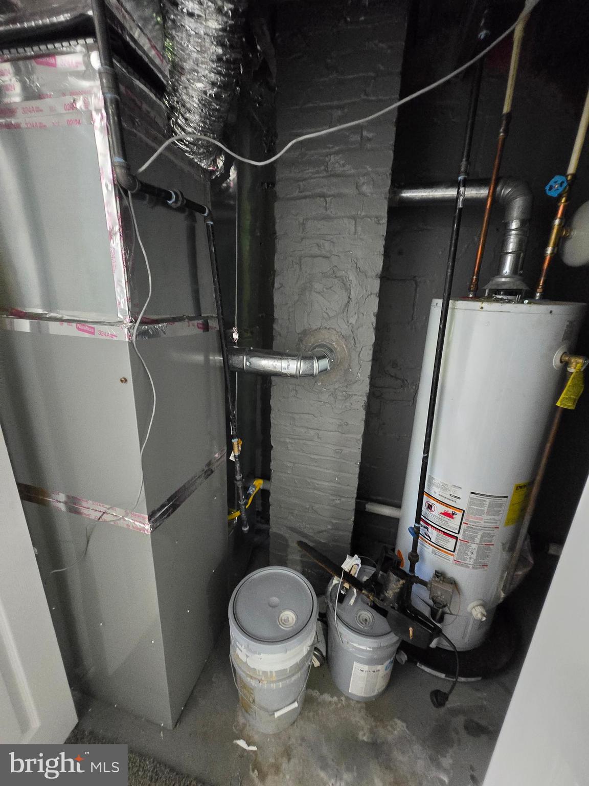 940 East 41st Street Baltimore, MD 21218 - Photo 36 of 47