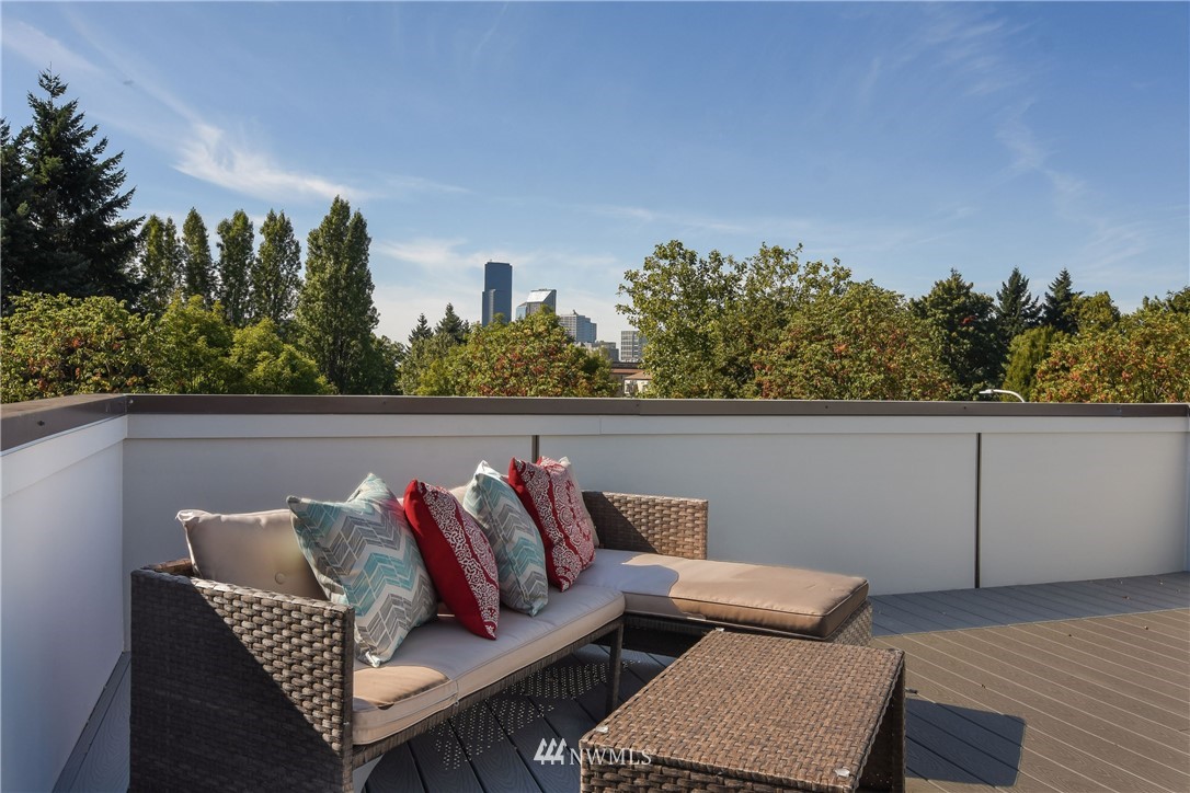 2005 South Washington Street Seattle, WA 98144 - Photo 18 of 21 Gallery Image 18