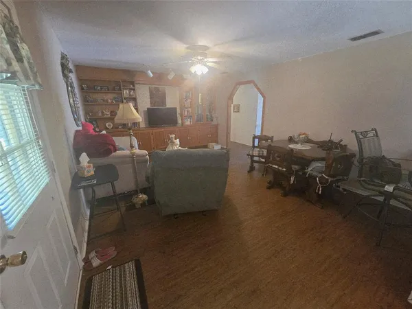 $180,000 | 108 North Wood Avenue, Denison, TX 75020