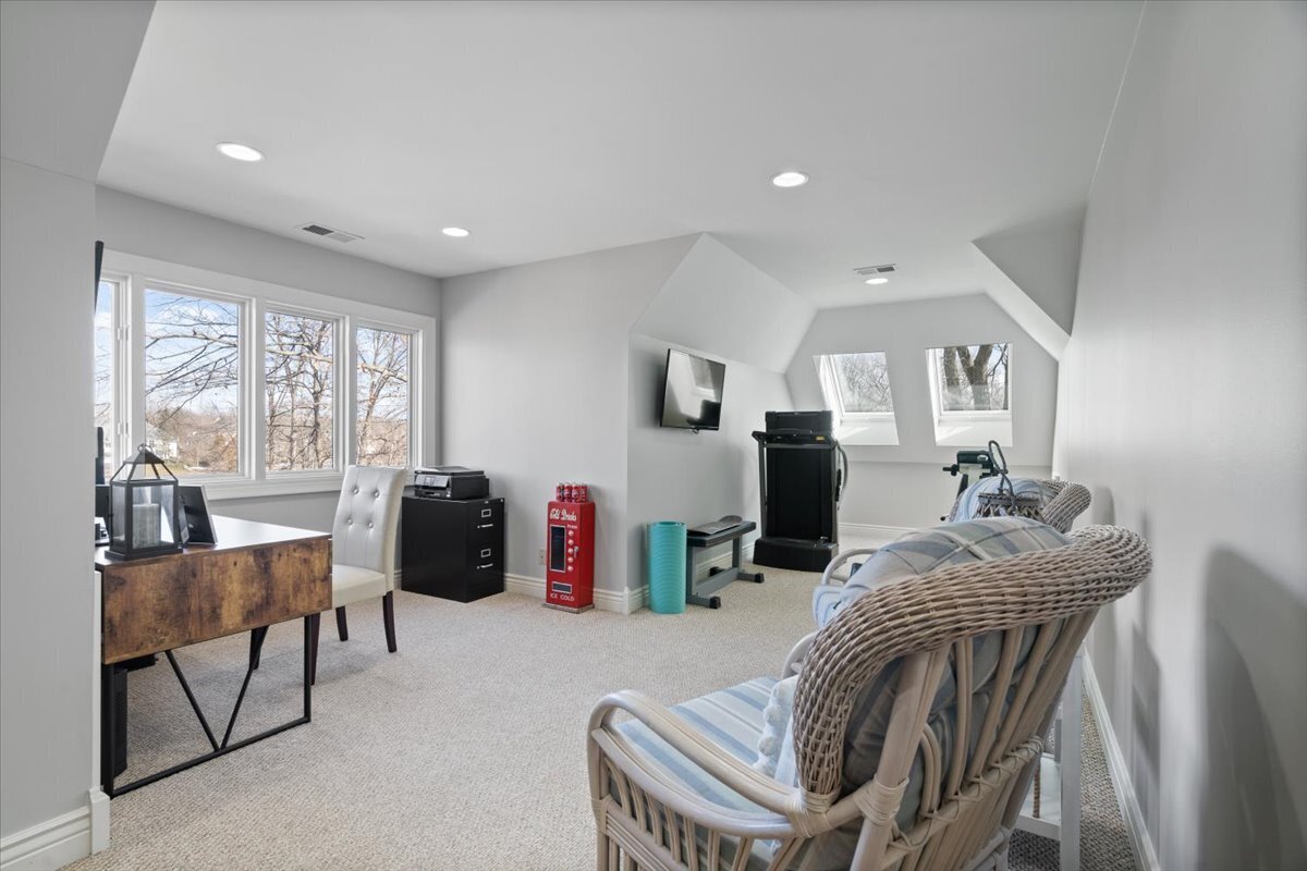 8533 Twin Pointe Circle Indianapolis, IN 46236 - Photo 24 of 42