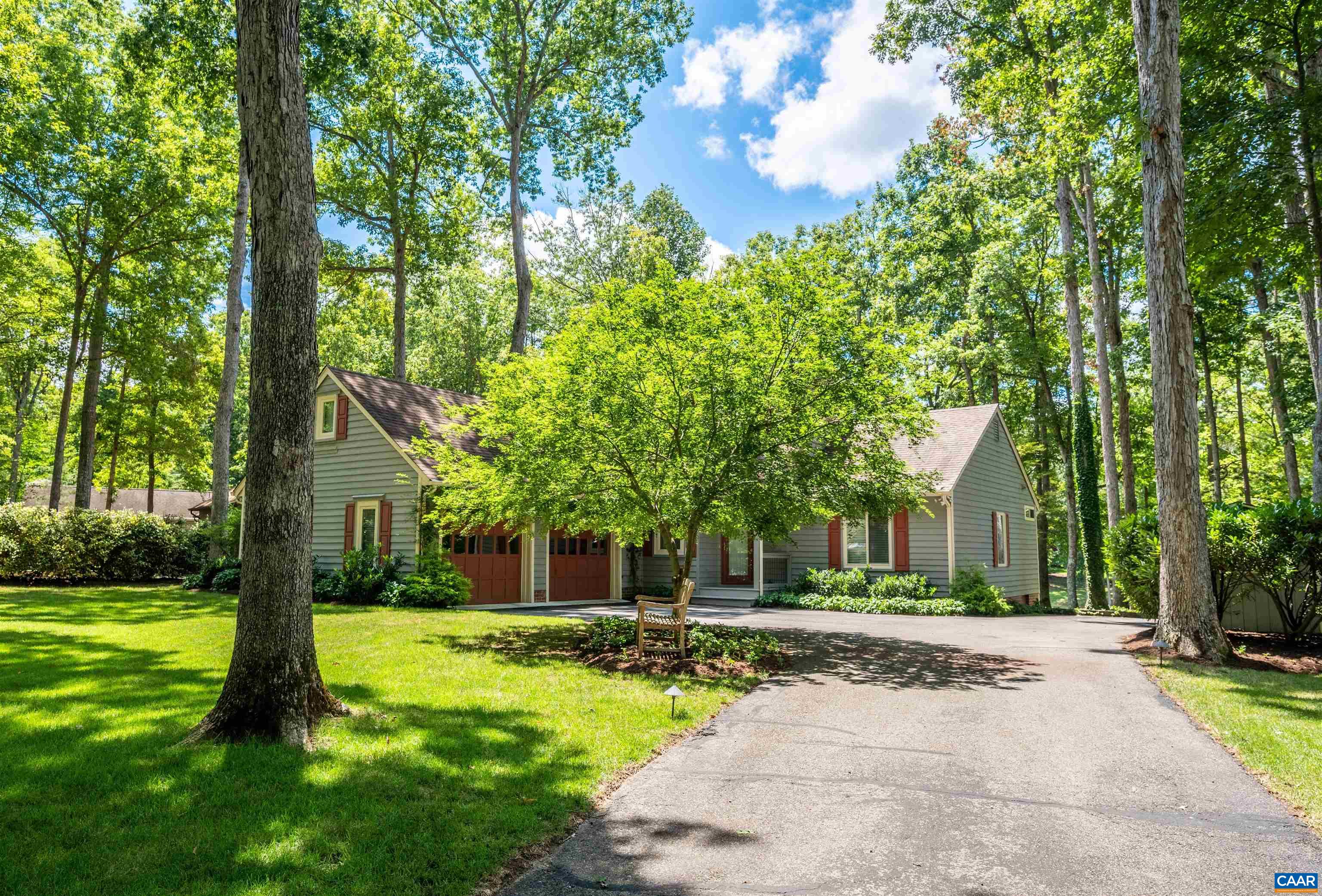 32 Out Of Bounds Road Palmyra, VA 22963 - Photo 29 of 55 a front view of a house with yard and green space