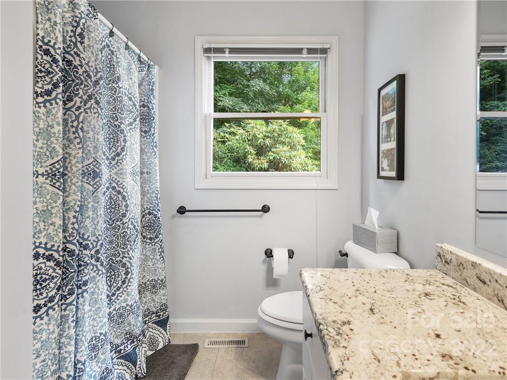 3777 Parris Branch Road Sylva, NC 28779 - Photo 13 of 37 Gallery Image 13