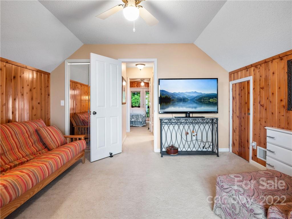 3777 Parris Branch Road Sylva, NC 28779 - Photo 20 of 37 Gallery Image 20