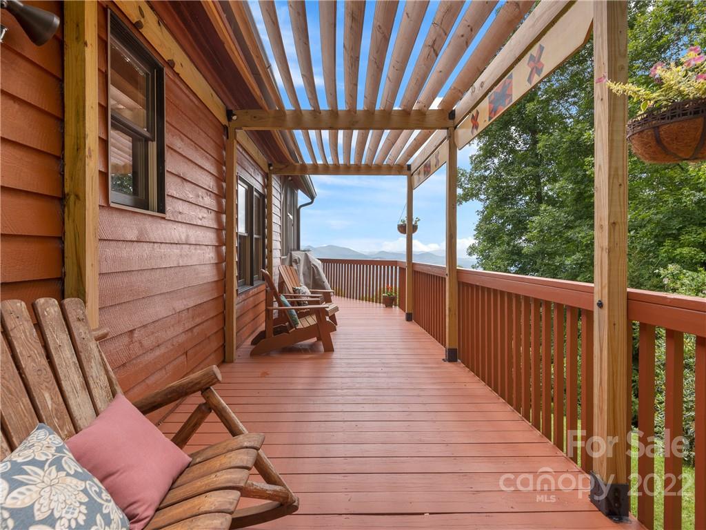 3777 Parris Branch Road Sylva, NC 28779 - Photo 29 of 37 Gallery Image 29