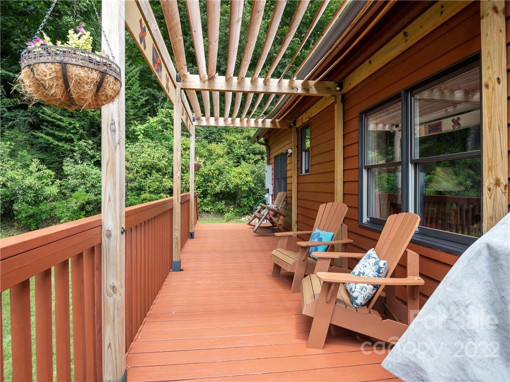 3777 Parris Branch Road Sylva, NC 28779 - Photo 30 of 37 Gallery Image 30