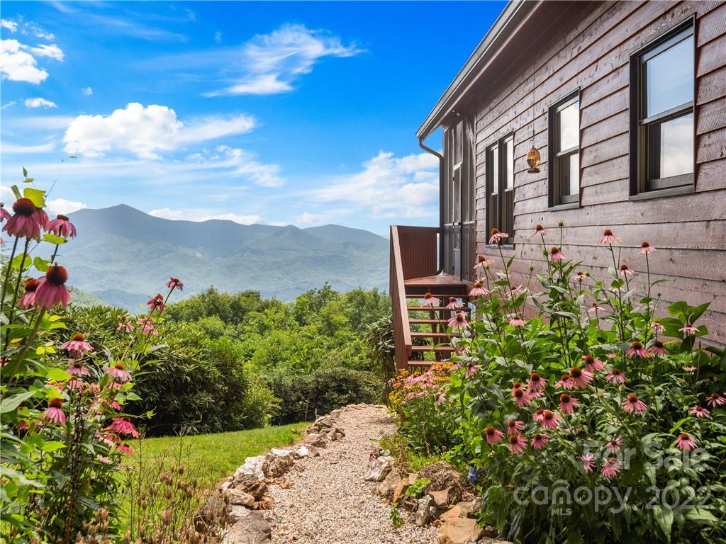3777 Parris Branch Road Sylva, NC 28779 - Photo 32 of 37 Gallery Image 32