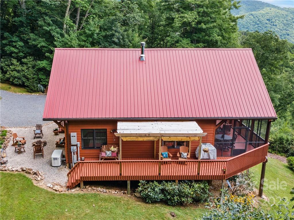 3777 Parris Branch Road Sylva, NC 28779 - Photo 4 of 37 Gallery Image 4