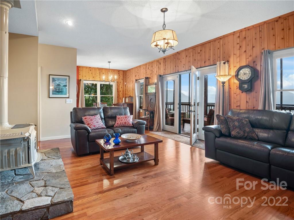 3777 Parris Branch Road Sylva, NC 28779 - Photo 5 of 37 Gallery Image 5